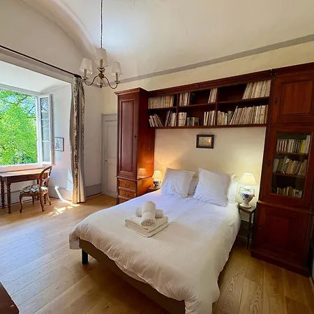 Holiday home Chateau Parc Prive Du Tilleul Tournon